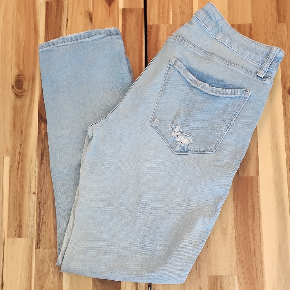 Juniors Arizona Jean Co Boyfriend Distressed Jeans - Size 9